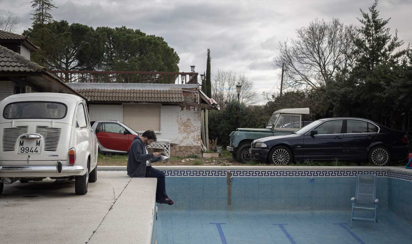 foto de Santi en una piscina abandonada